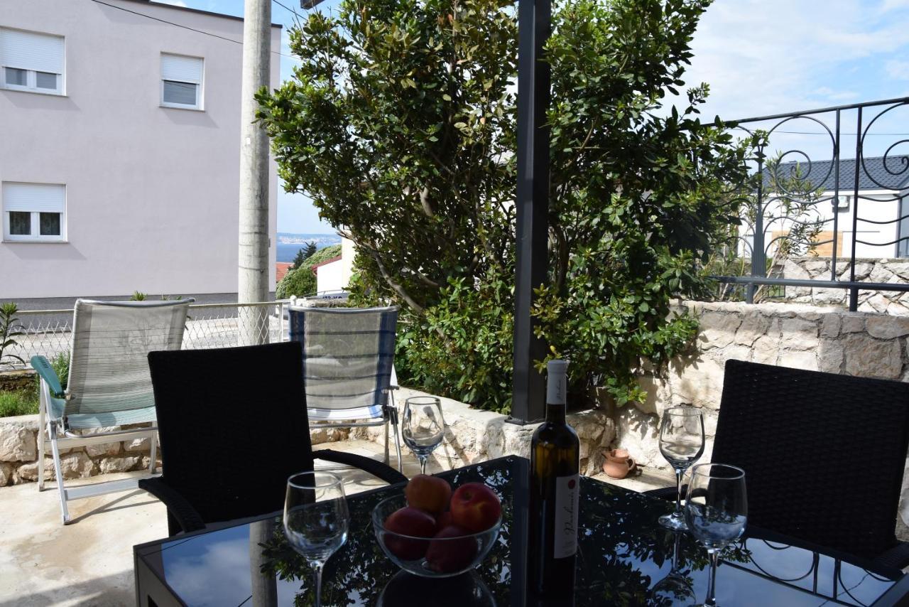 Apartman Vitamare 160 M From The Beach Novi Vinodolski Esterno foto