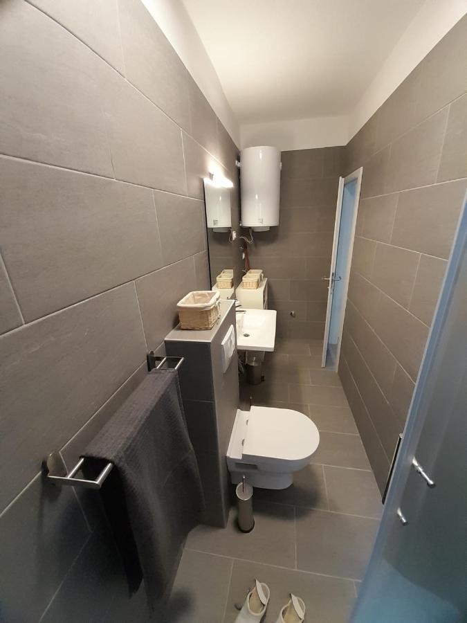 Apartman Vitamare 160 M From The Beach Novi Vinodolski Esterno foto