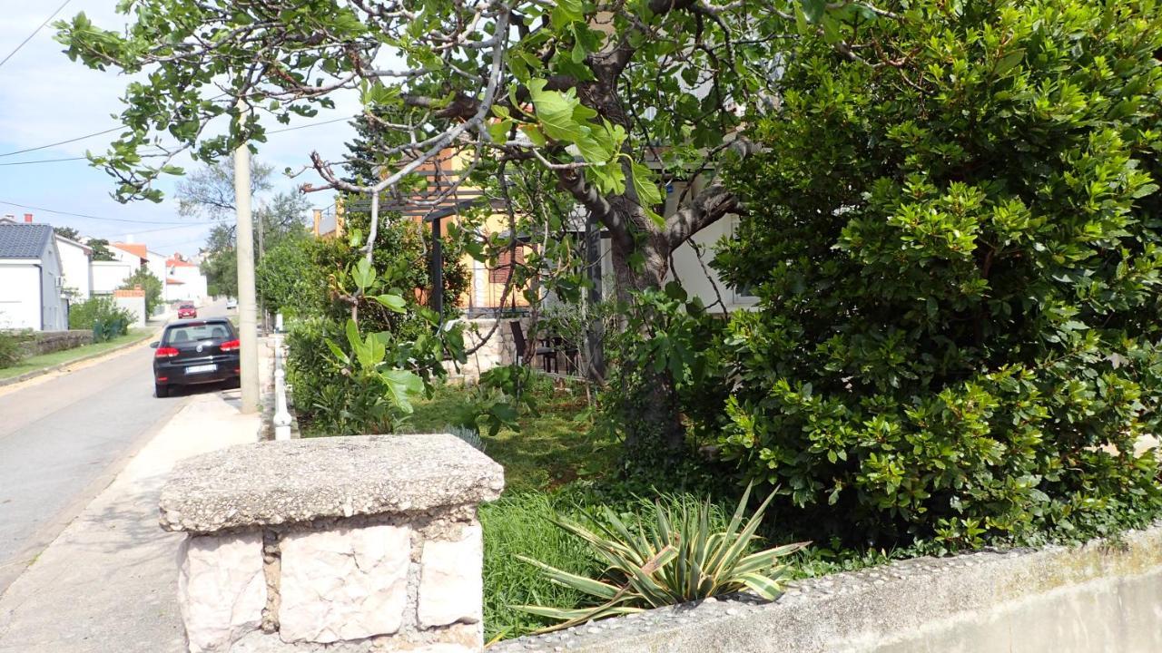 Apartman Vitamare 160 M From The Beach Novi Vinodolski Esterno foto
